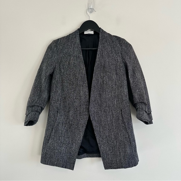 Babaton Power Hip Blazer Size 0 Black Grey Melange Aritzia - Picture 2 of 12